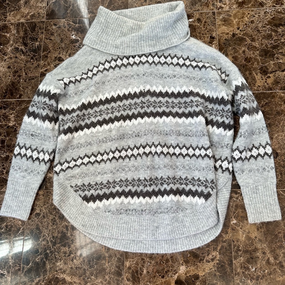 NWT Chunky Loft Sweater w/ Turtle Neck Size XL